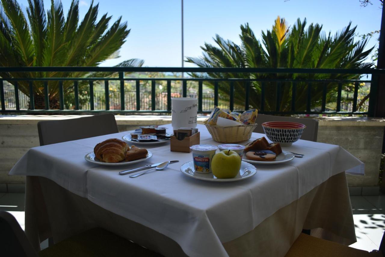 Hotel Ristorante Il Grillo Аквавива-Пичена Экстерьер фото