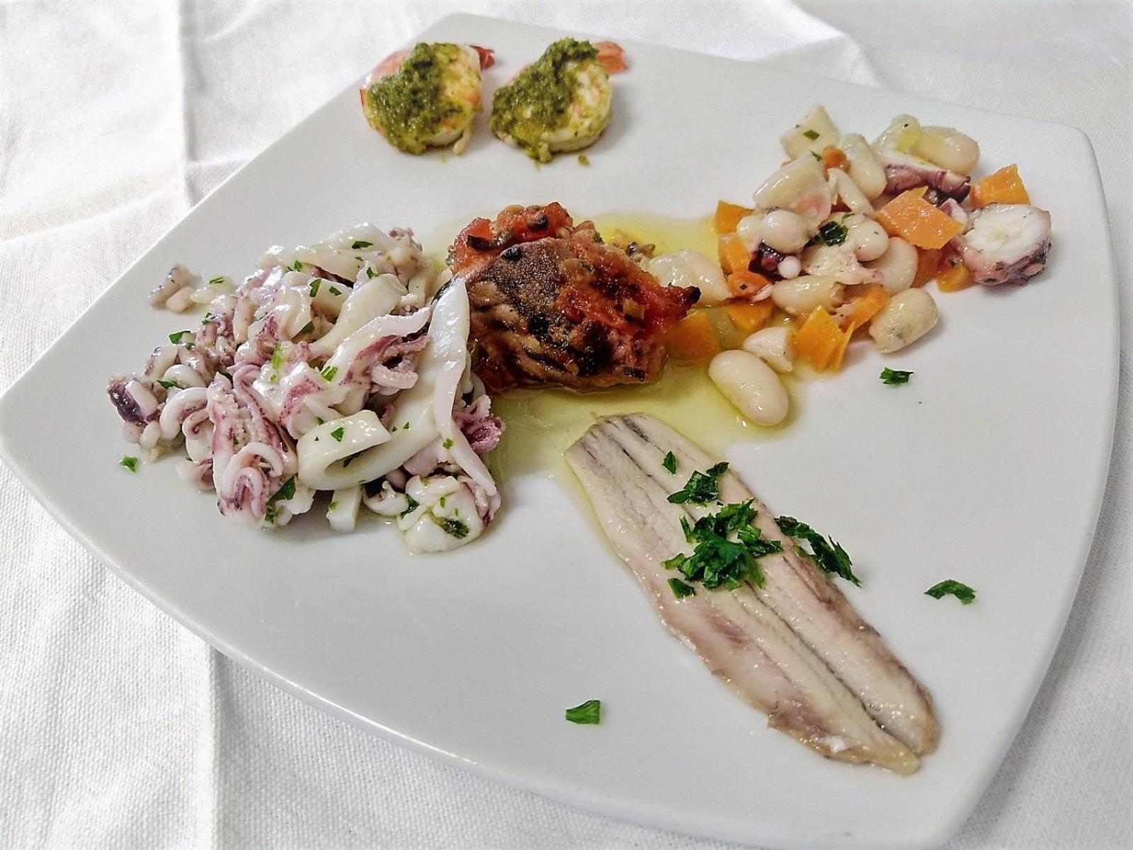 Hotel Ristorante Il Grillo Аквавива-Пичена Экстерьер фото